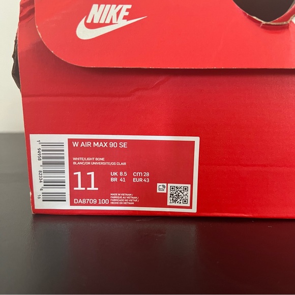 NEW Nike Air Max 90 SE First Use White Gold - Picture 8 of 8